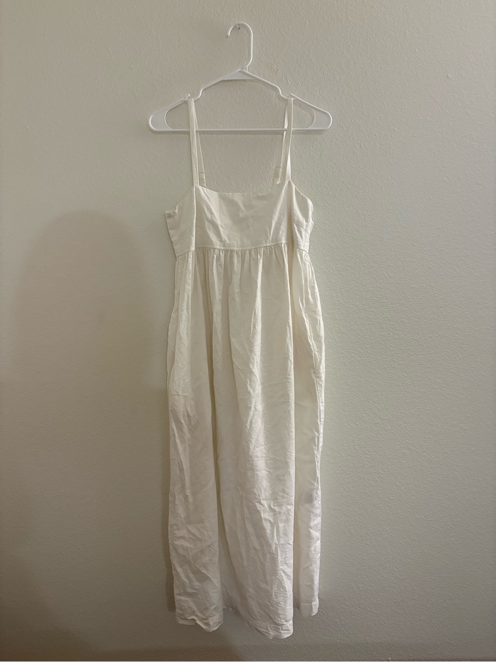 Uniqlo Women's White Linen Blend Maxi Dress